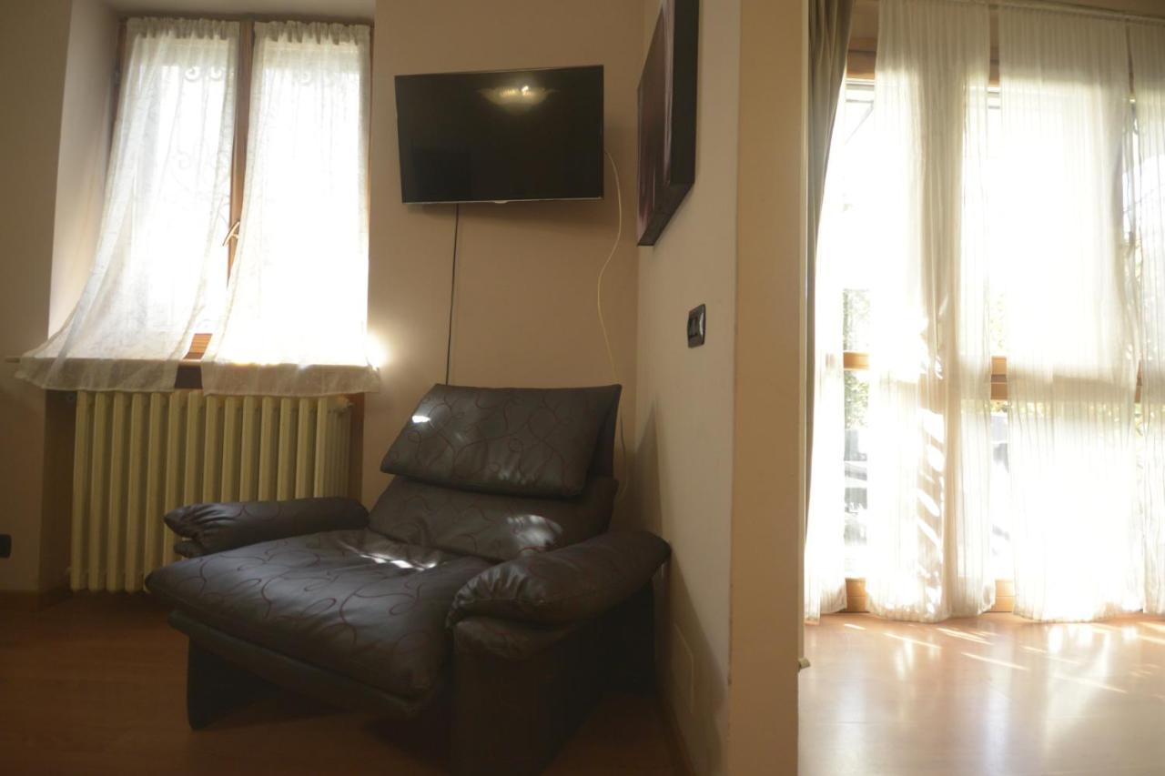Villa Marisa Pavia Eksteriør billede