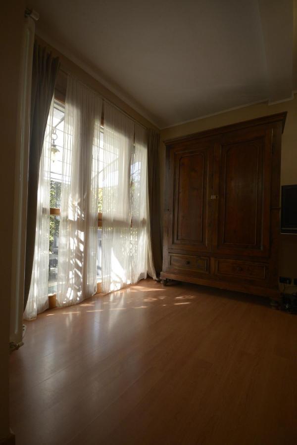 Villa Marisa Pavia Eksteriør billede