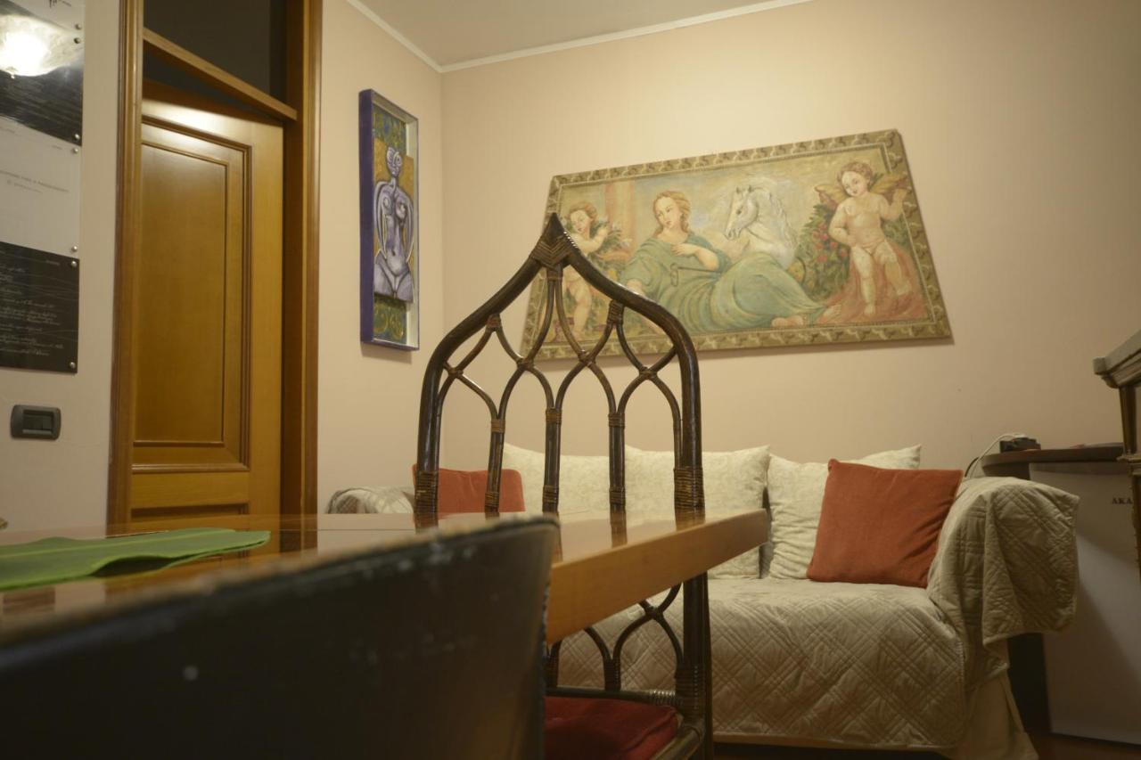 Villa Marisa Pavia Eksteriør billede
